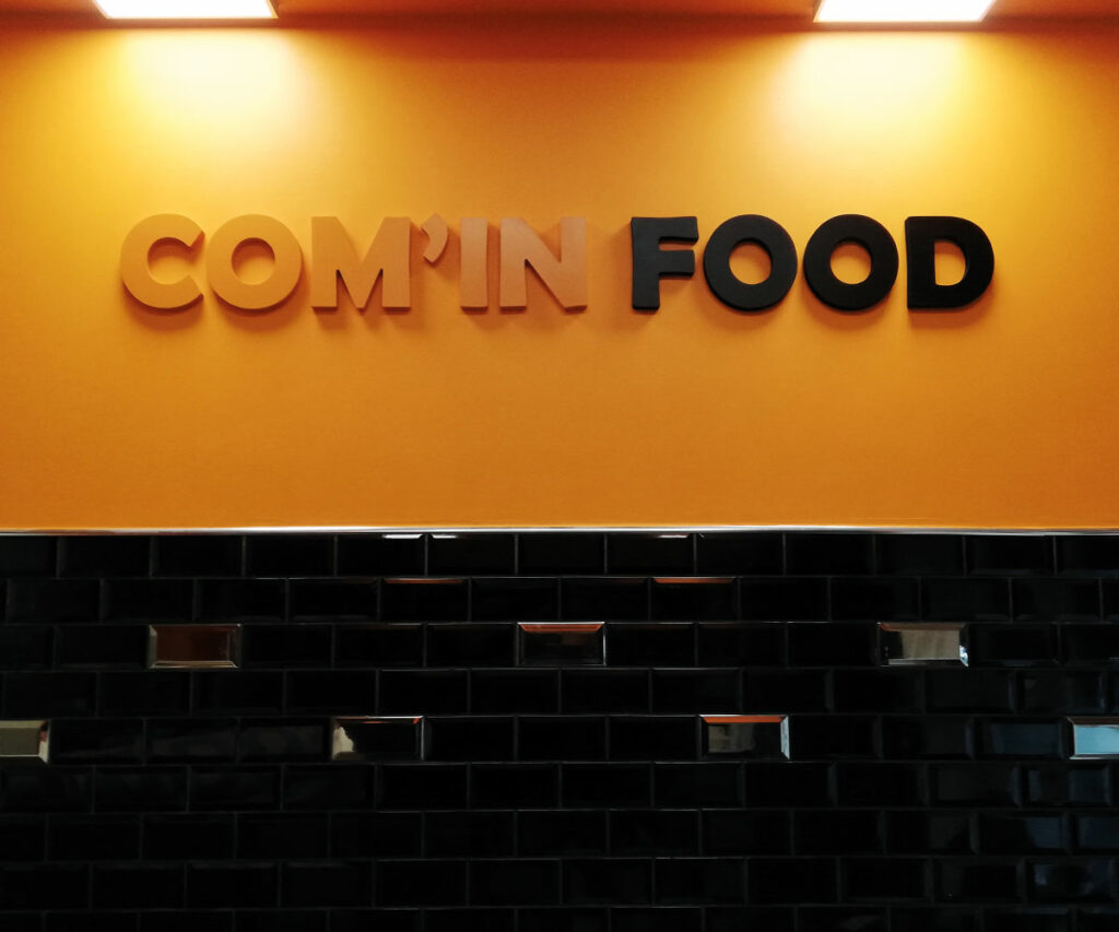 DECO LETTRES DECOUPEES COMINES