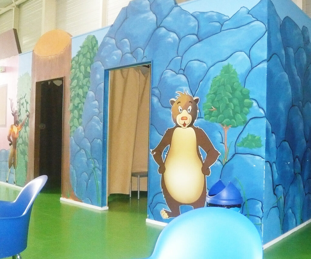 DECORATION SALLE-DE-JEUX LOMME