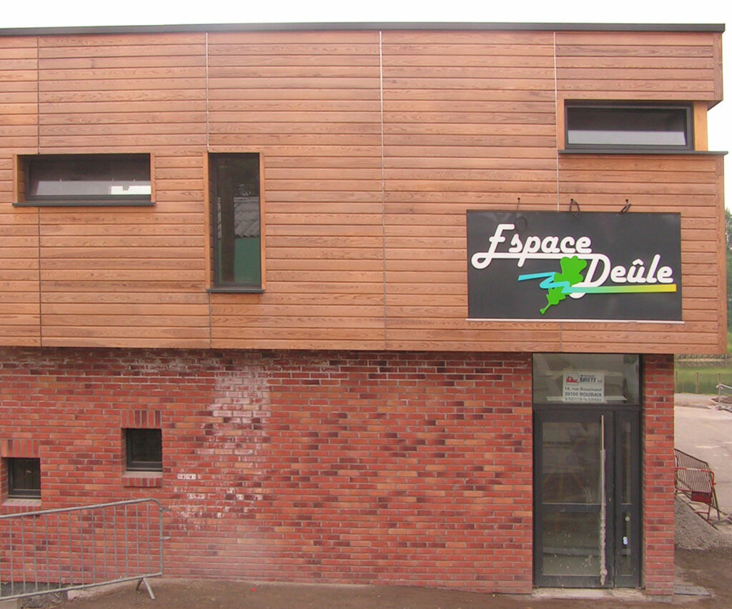 ENSEIGNES DIBOND LETTRES DECOUPEES QUESNOY-SUR-DEULE