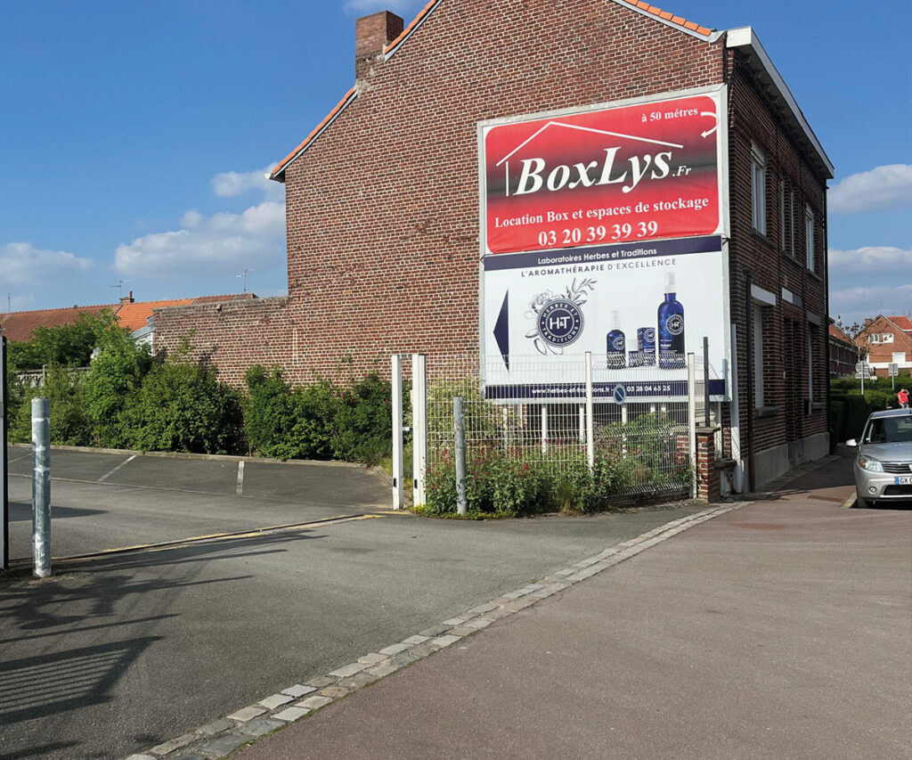 SIGNALETIQUE-4X3-EXTERIEURE-BOXLYS-COMINES