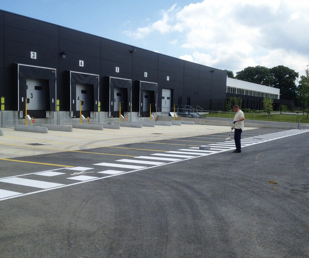 SIGNALETIQUE-EXTERIEURE-QUAI-PARIS