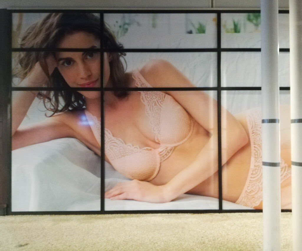 VITRINE-IMPRESSION-MAGASIN-HAUT-DE-FRANCE